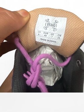 Abrand Kids Sneakers with Lavender Laces